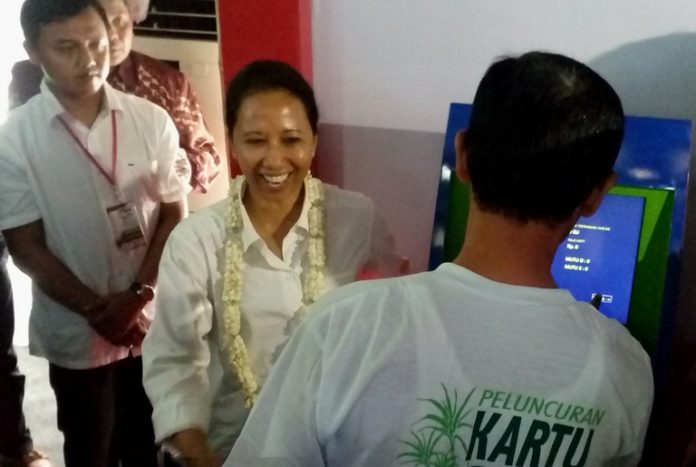 Menteri BUMN Luncurkan Kartu Tani