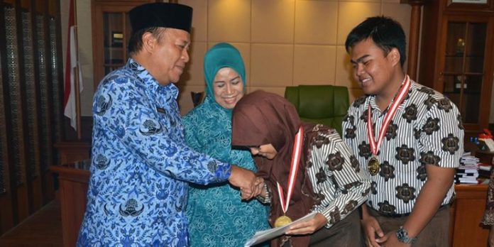 Bupati Lamongan Beri Dispensasi PNS Antar Anak Hari Pertama Sekolah