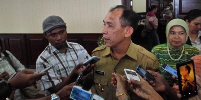 Gubernur Maluku Said Assagaff