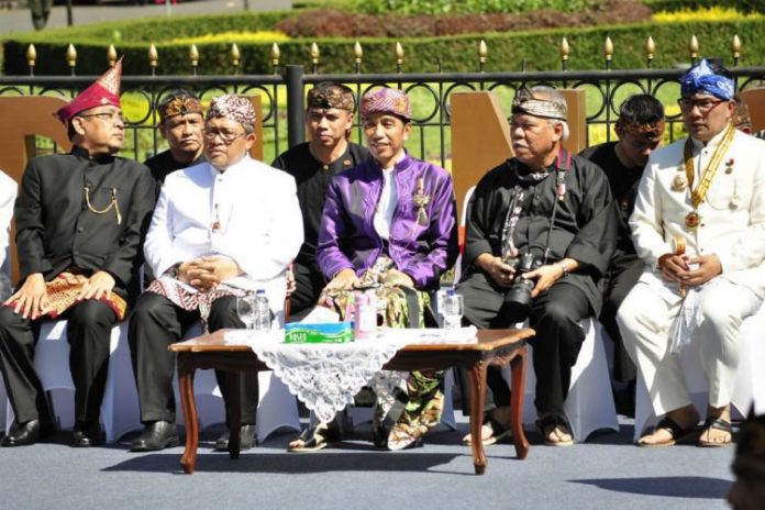 Presiden Jokowi di Karnaval Kemerdekaan di Bandung