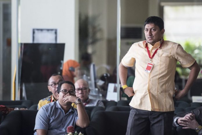 Fahd El Fouz (kanan)