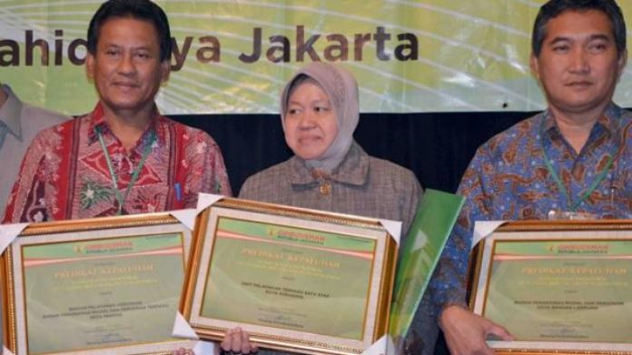 Tri Rismaharini Wali Kota Surabaya