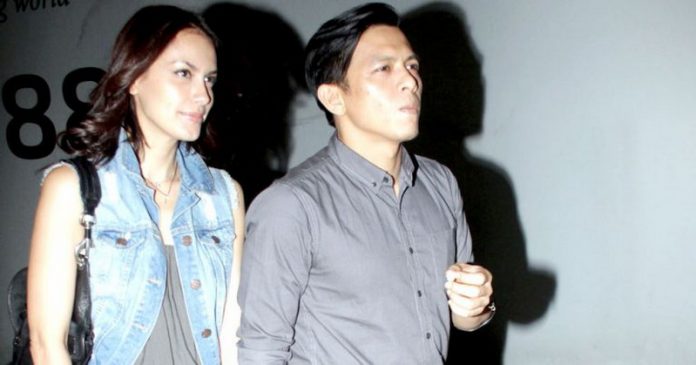 Ariel dan Sophia Latjuba