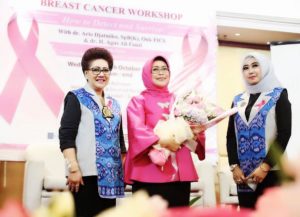 Nawacita.co -Foto Ibu Fatma Workshop Rotary Pencegahan Kanker 2