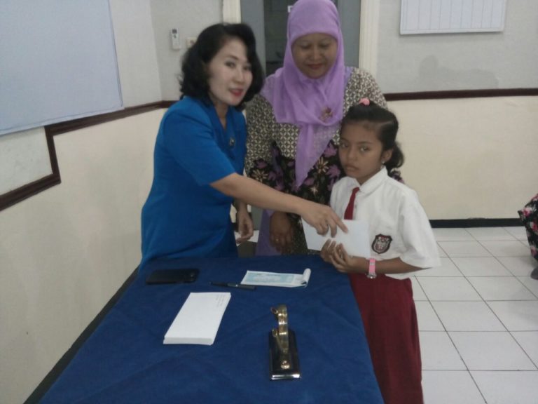 Ketua Cabang 7 KorcabV DJAT Serahkan Dana Pendidikan Anak Yatim