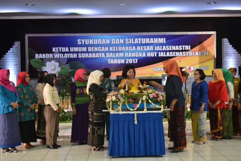 Peringati Hut Ke-71 Ketua Korcab V Jat Hadiri Syukuran & Silaturami Jalasenastri Bakor Surabaya