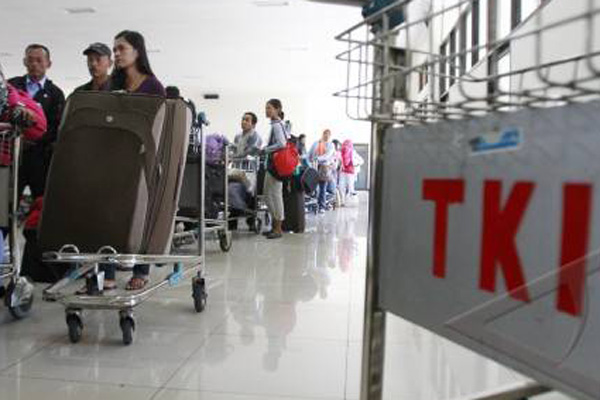 Gaji-Tunjangan Makan TKi Hong Kong Naik