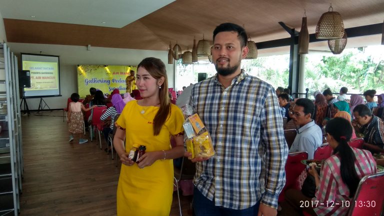 Gathering Pedagang Jamu PT Air Mancur