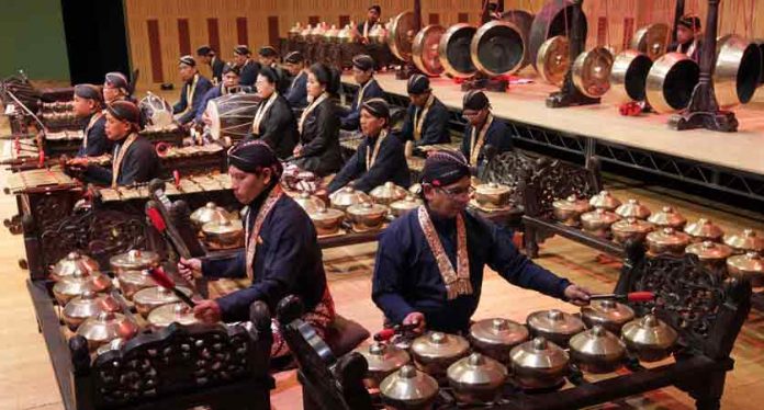 Gamelan indonesia.