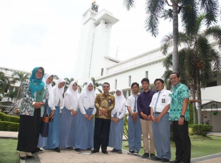 Exchange Student Cetak Generasi Unggul dan Percaya Diri