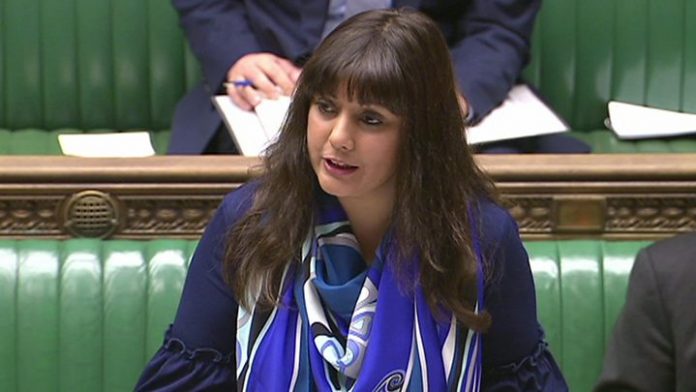Nusrat Ghani saat berbicara sebagai Wakil Menteri Transportasi Inggris di parlemen