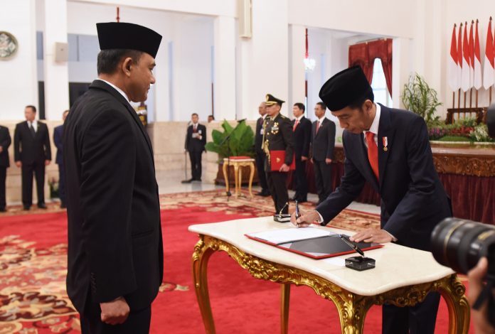 Presiden Jokowi Resmi Lantik Heru Winarko Jadi Kepala BNN.