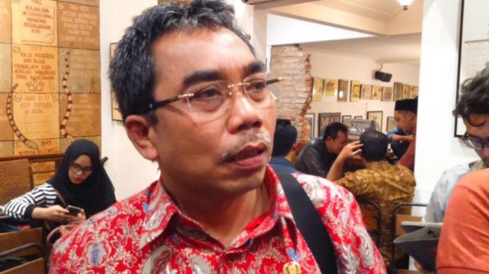Ketua Fraksi PDIP DPRD DKI Gembong Warsono