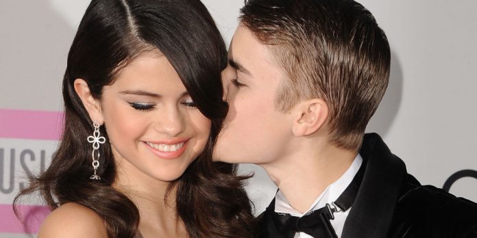 Selena Gomez dan Justin Bieber.