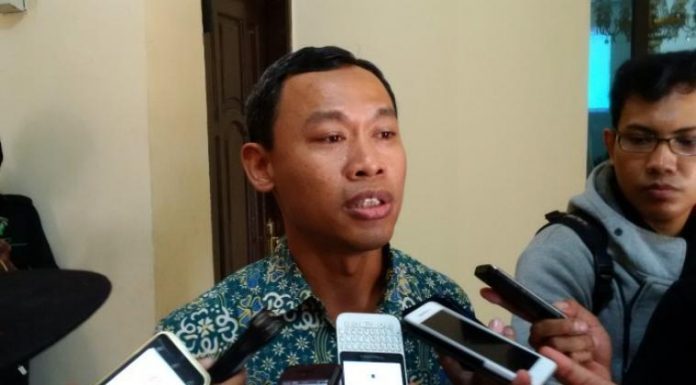 komisioner KPU Pramono Ubaid Tanthowi