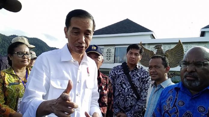 Presiden RI Jokowidodo Saat Melakukan Kunjungan Ke Jayapura Papua