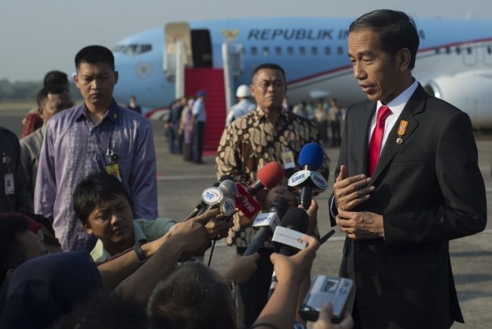 Presiden Jokowidodo Saat Akan Bertolak