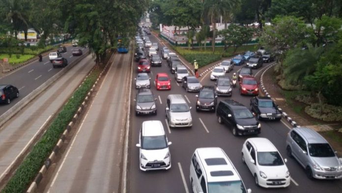 Lalu lintas Jendral Sudirman Jakarta