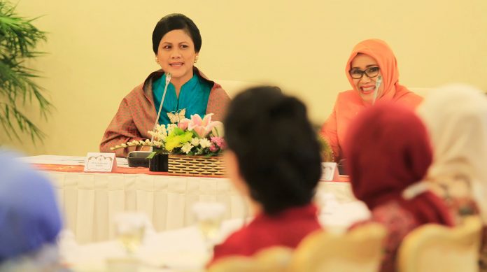 Ibu Negara Iriana Jokowi.