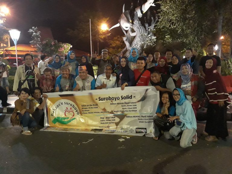 baksose Suraboyo Mengadakan “Sahur On The Road ” Untuk kaum Dhuafa