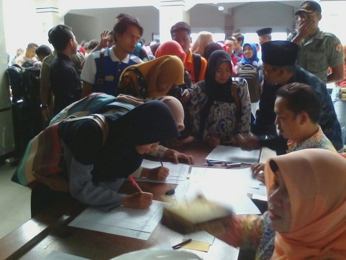 Silaturahmi Bupati Jember Bersama Calon Penerima Beasiswa Mahasiswa asal Jember