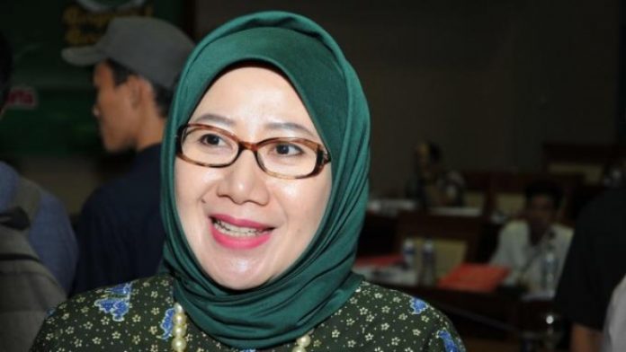Reni Marlinawati