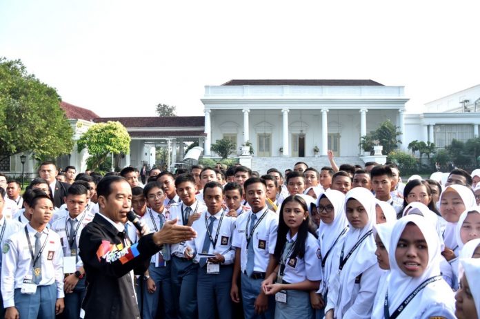 Jokowi Dan Ketua OSIS Se Indonesia
