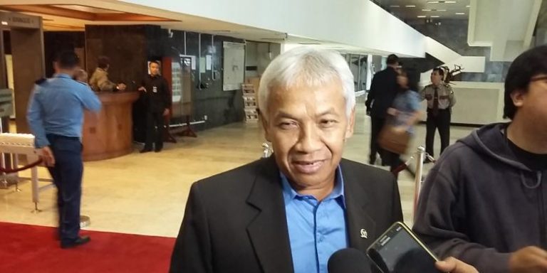 DPR Minta Pemerintah Serius Tangani Utang BUMN