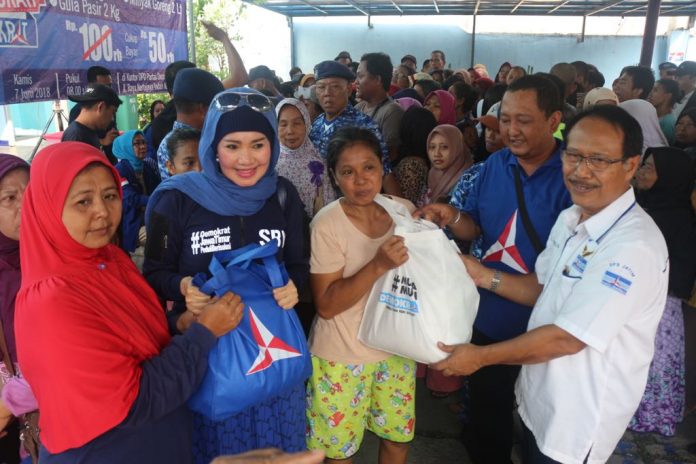 DPD Partai Demokrat Jatim Gelar Pasar Murah