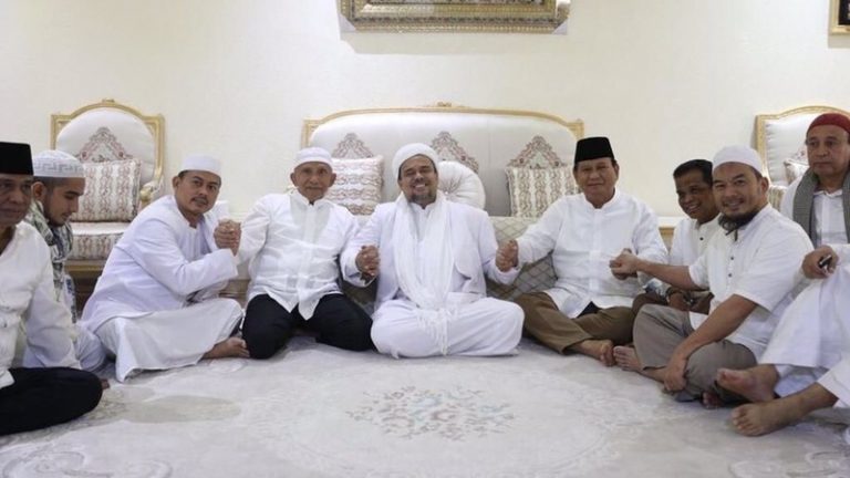 Gress!! Amien Rais dan Prabowo Temui Habib Rizieq di Makkah