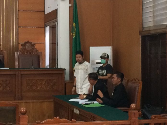 Salah satu terdakwa pimpinan JAD yaitu Zainal Anshori