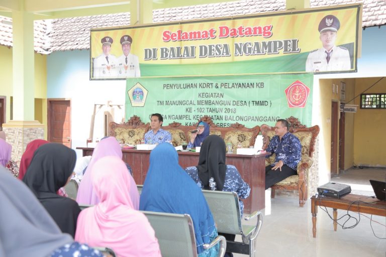 TMMD Gresik KE-102 Gelar Penyuluhan Cegah KDRT Kerjasama KBP2 Pemkab.