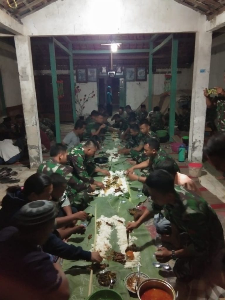 Tasyakuran Bukti Kesuksesan Pelaksanaan TMMD di Balongpanggang Gresik