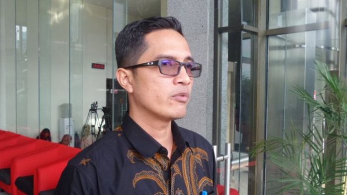 Juru bicara kpk, Febri DIansyah.