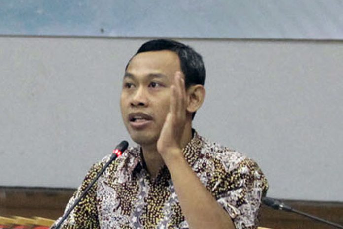 Komisioner KPU Pramono Ubaid