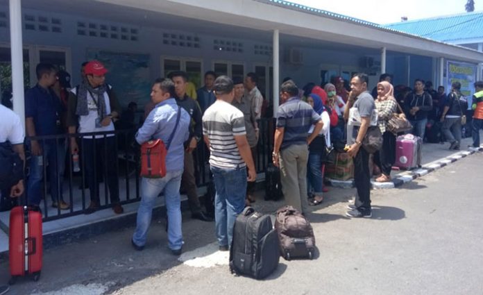 Warga Palu Mengungsi ke Makassar