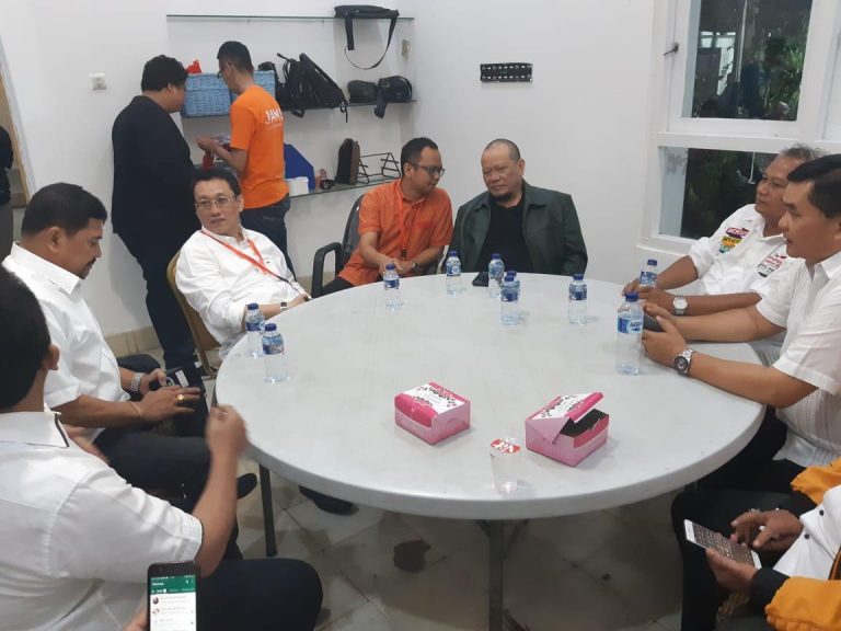 Di Jakarta, La Nyalla Pastikan dukungannya ke Jokowi-Makruf