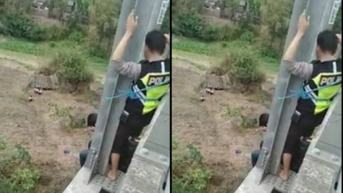 Pelajar SMA ini dibawa e kantor polisi