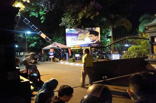 Rumah Dinas Bupati Malang Di geledah KPK