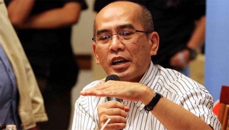 Faisal Basri Sebut Tol Jokowi Tak Kurangi Ongkos Logistik