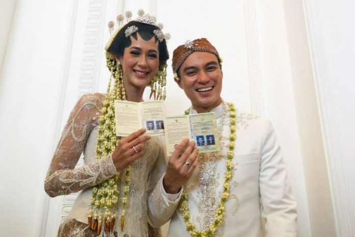 Baim Wong bersama istri nya Paula Verhoeven.