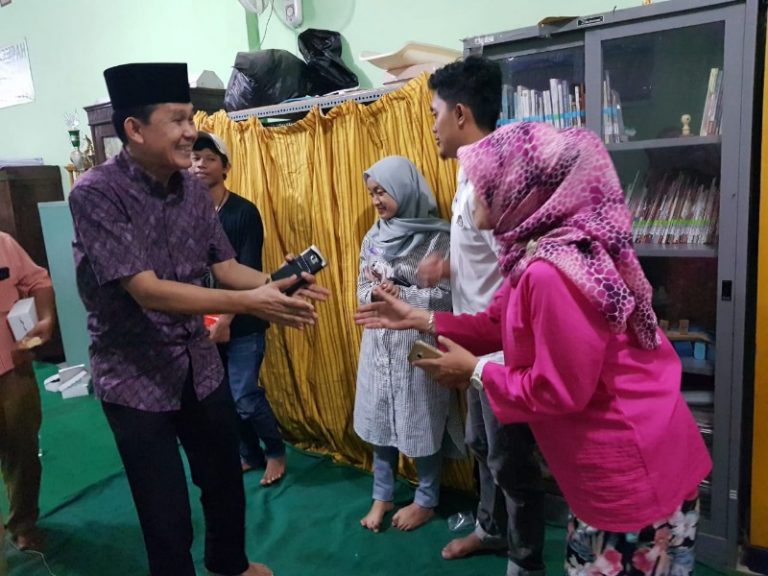 Yuhastihar :Peran Orang Tua Penting Untuk Mengatasi Anak Kecanduan Gadget