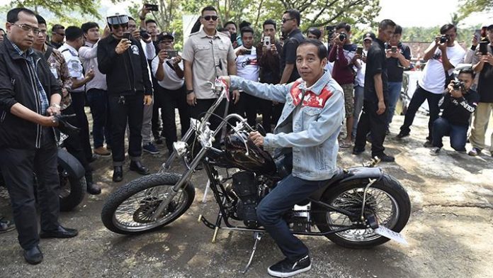 Penampilan Kece Pak Jokowi.