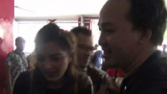 Anang-Ashanty Jadi Bahan Gunjingan Pengunjung.