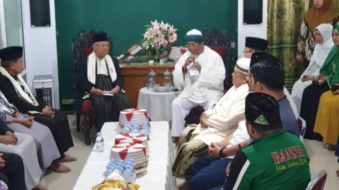 Kiai Maruf Amin di Makassar.