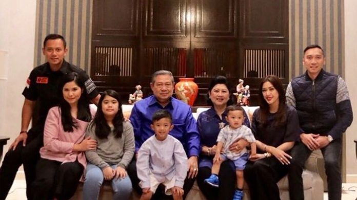 SBY dan Keluarga.
