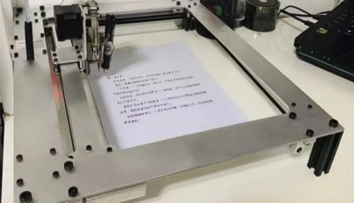 Siswi China Gunakan Robot untuk Garap PR.