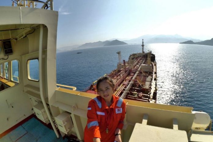 Pelaut Wanita Indonesia Yuni Kartika.
