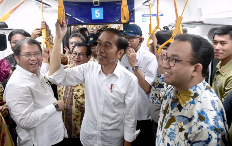 Presiden Saat Ujicoba MRT: Moda Transportasi yang Bangun Peradaban dan Budaya Baru