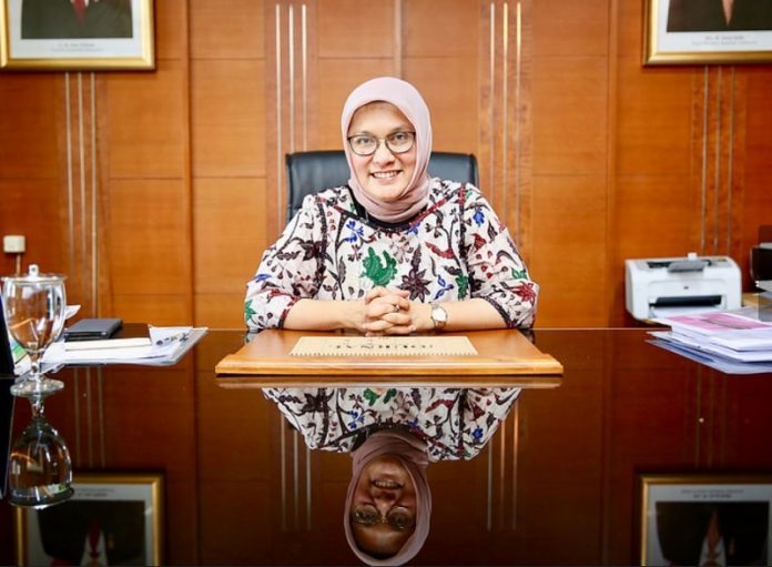 Asisten Deputi Bidang Pengembangan Pemasaran I Regional II Kementerian Pariwisata Adella Raung.